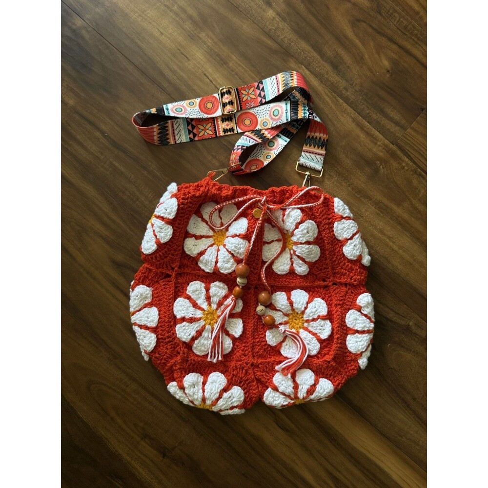 Hand Crocheted Daisy Shoulder Bag + Adjustable Strap | Mom Gift | Boho | Hippie - Picture 3 of 9